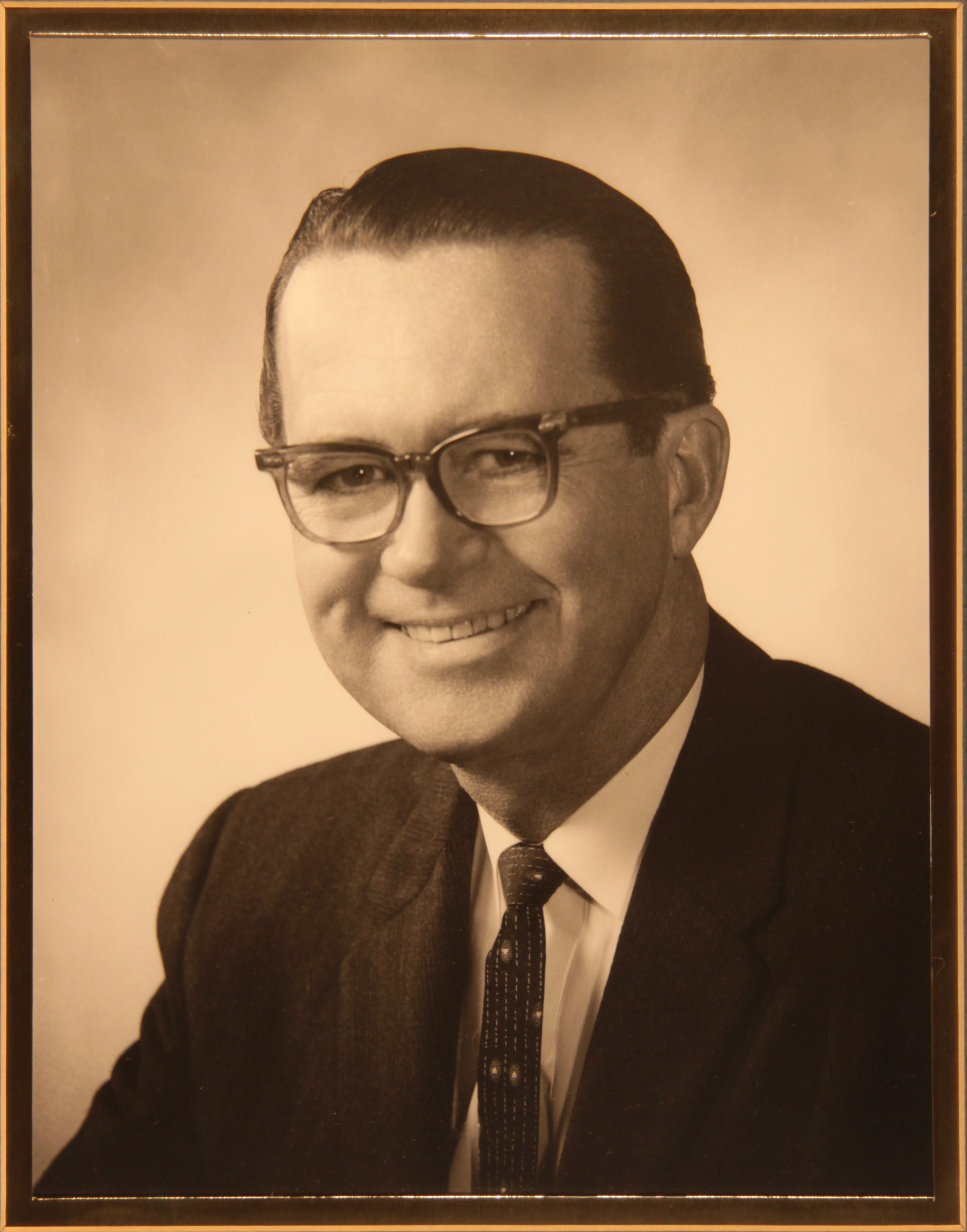 1963-Verne-H.-Jewett-Cropped.jpg